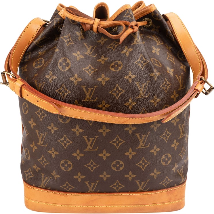 Louis Vuitton Louis Vuitton Monogram Canvas Sac Noé Grande Shoulder Bag