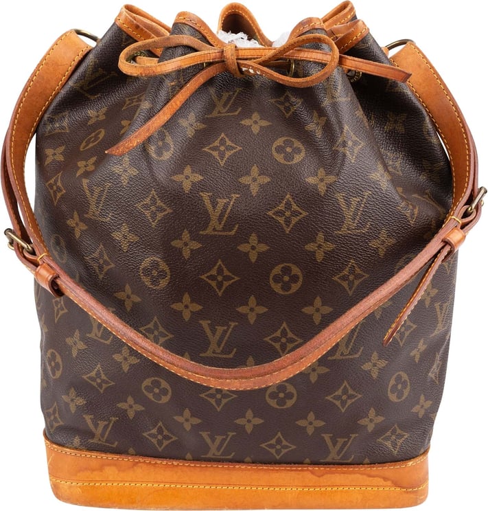 Louis Vuitton Louis Vuitton Monogram Canvas Sac Noé Grande Shoulder Bag