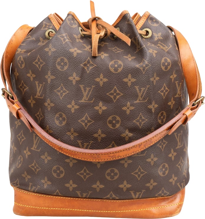 Louis Vuitton Louis Vuitton Monogram Canvas Sac Noé Grande Shoulder Bag