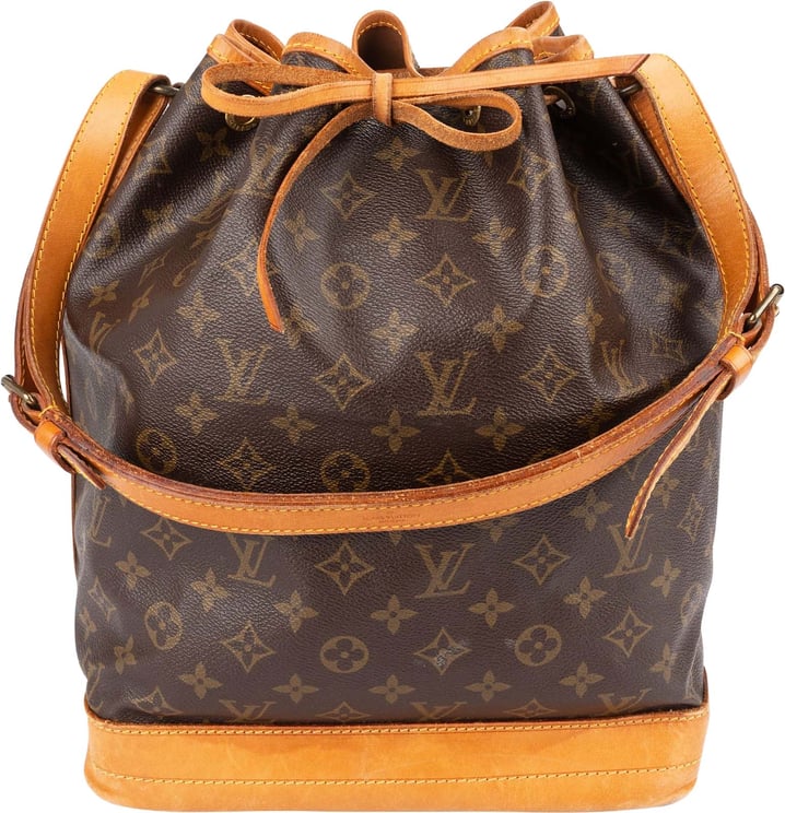 Louis Vuitton Louis Vuitton Monogram Canvas Sac Noé Grande Shoulder Bag