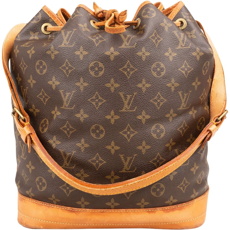 Louis Vuitton Louis Vuitton Monogram Canvas Sac Noé Grande Shoulder Bag