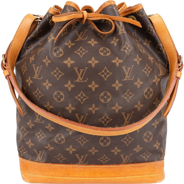 Louis Vuitton Louis Vuitton Monogram Canvas Sac Noé Grande Shoulder Bag