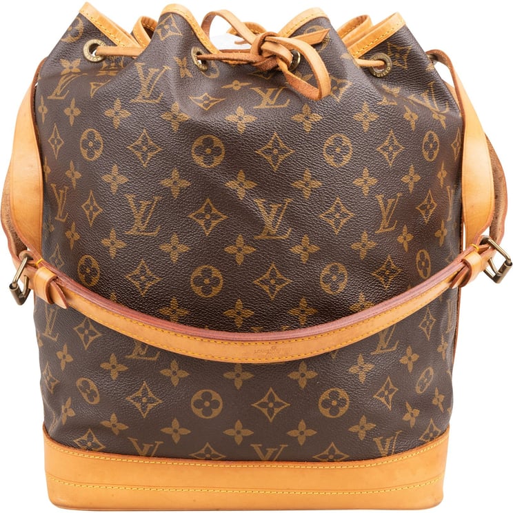 Louis Vuitton Louis Vuitton Monogram Canvas Sac Noé Grande Shoulder Bag