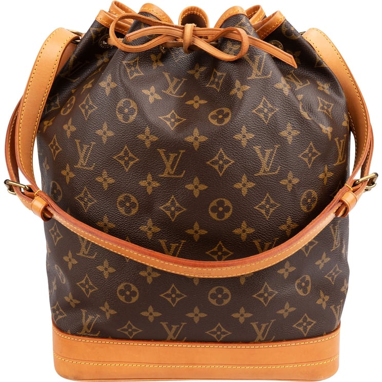 Louis Vuitton Louis Vuitton Monogram Canvas Sac Noé Grande Shoulder Bag