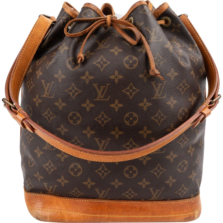 Louis Vuitton Louis Vuitton Monogram Canvas Sac Noé Grande Shoulder Bag