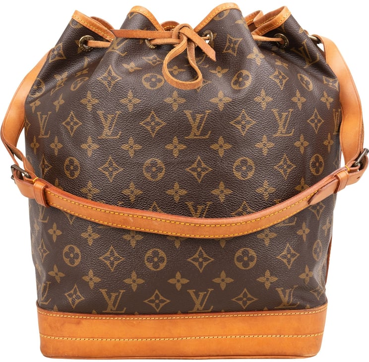 Louis Vuitton Louis Vuitton Monogram Canvas Sac Noé Grande Shoulder Bag
