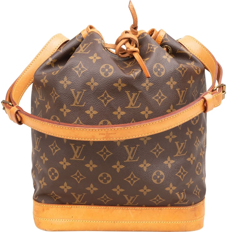 Louis Vuitton Louis Vuitton Monogram Canvas Sac Noé Grande Shoulder Bag