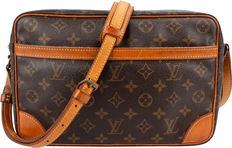 Louis Vuitton Louis Vuitton Monogram Canvas Trocadero 30 Crossbody Bag