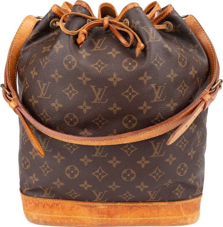 Louis Vuitton Louis Vuitton Monogram Canvas Sac Noé Grande Shoulder Bag