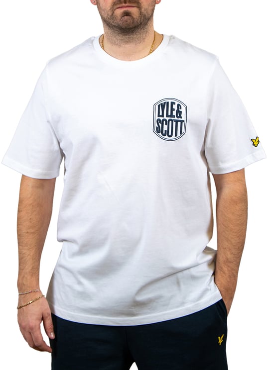Lyle & Scott Lyle & Scott Embroidered Badge Graphic T-Shirt
