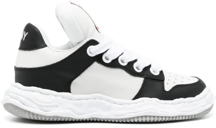 Maison Mihara Yasuhiro Wayne Original Sole Leather Puffer Low Top Sneaker Black/white