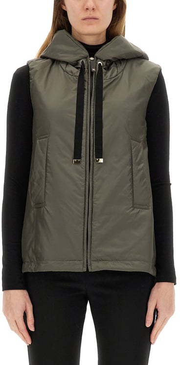 Max Mara Smooth Waterproof Vest With Hood And Zipper Closure