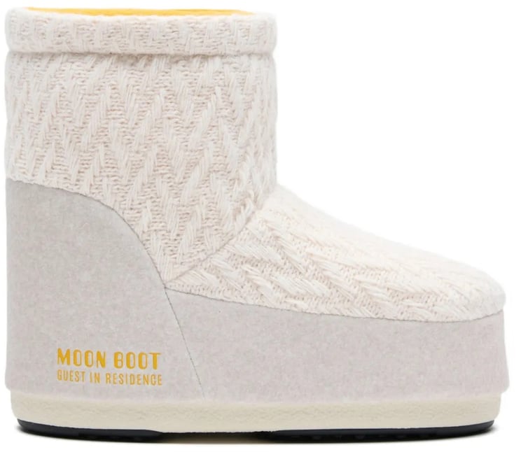 Moon Boot Shoes White Sand