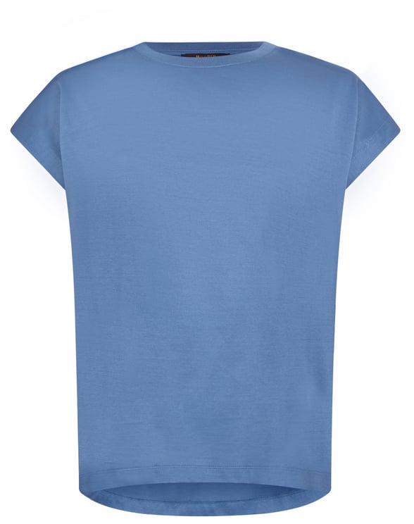 Moorer Blue T-shirt with a casual design that offers comfort and versatility.