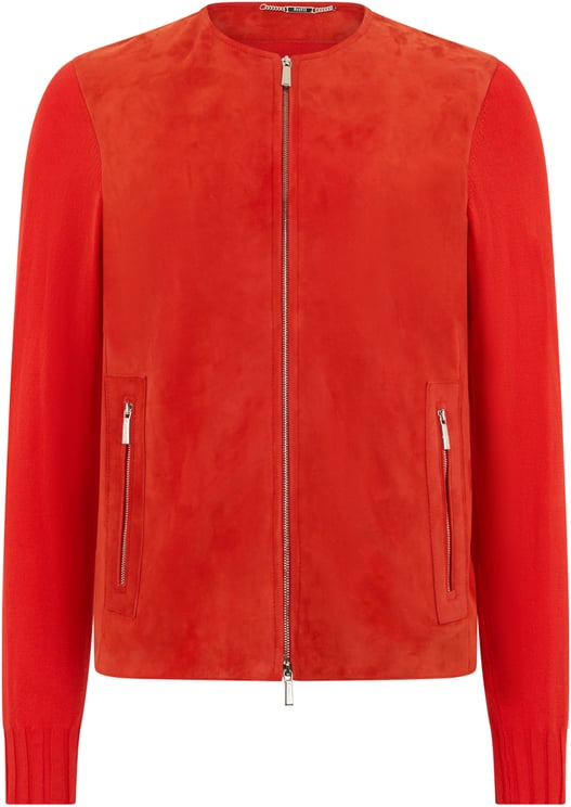 Moorer Elegant red jacket with zip and side pockets.