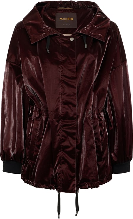 Moorer Burgundy jacket elegant and versatile.