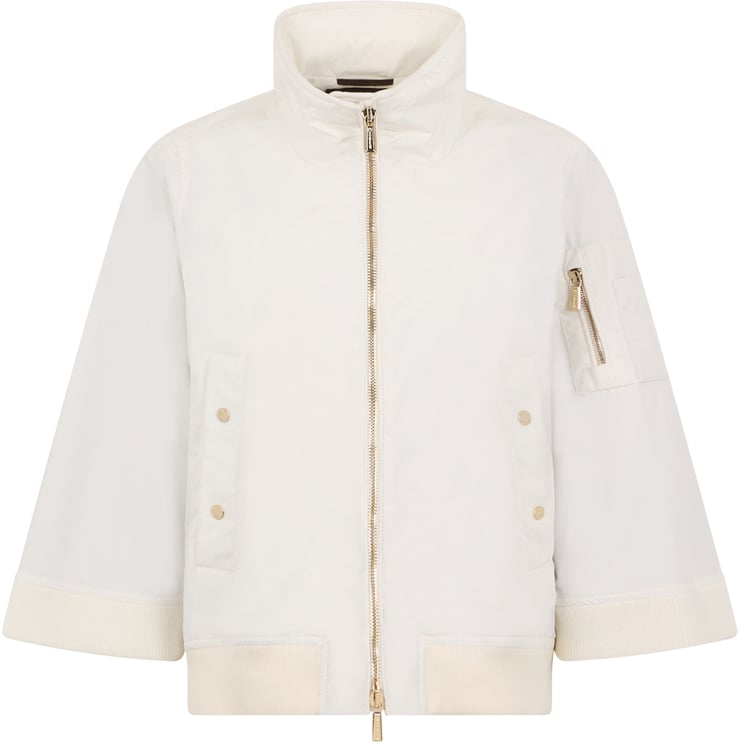 Moorer Lightweight white jacket, casual and versatile design.