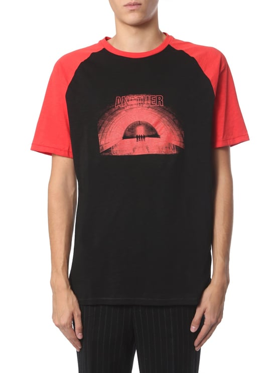 Neil Barrett Contrasting Raglan Fit Round Neck T-Shirt