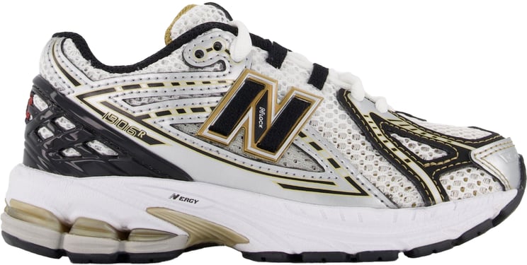 New Balance New Balance PC1906 Unisex Sneakers in Zilver