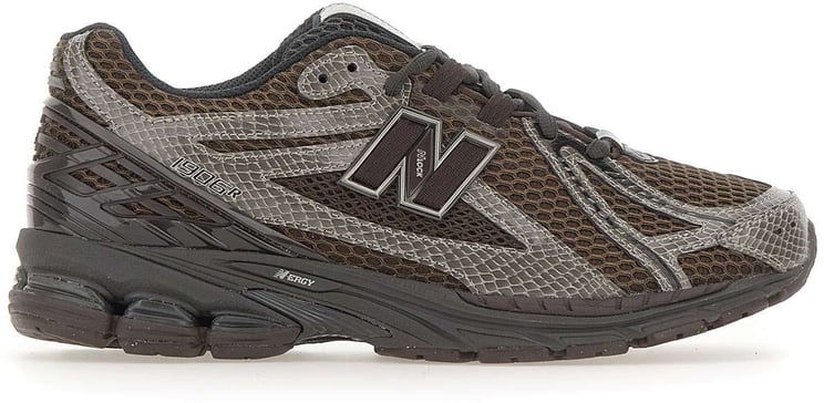 New Balance Sneakers Brown