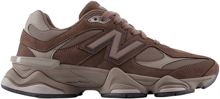 New Balance Sneakers Brown