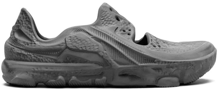 Nike Ispa Universal Sneakers