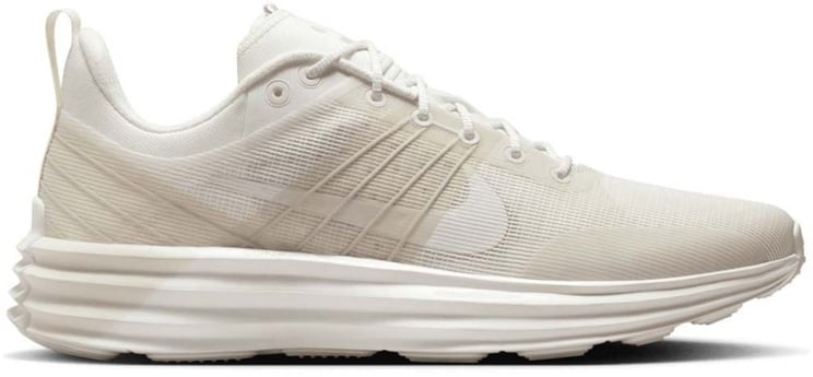Nike Lunar Roam Sneakers