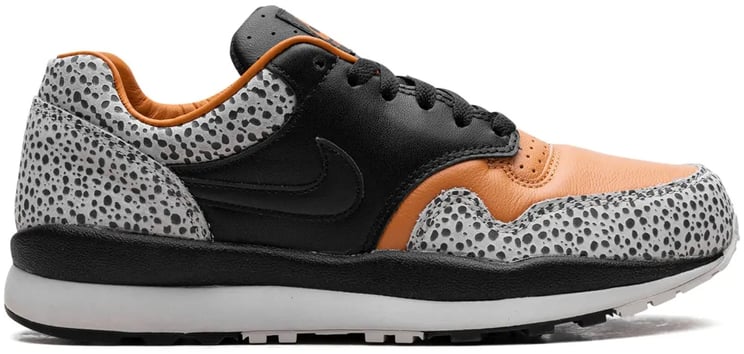 Nike Air Safari Sneakers