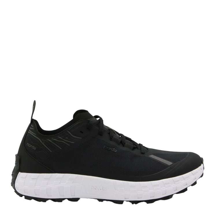 Norda Textured Black Sneakers with Contrasting White Sole