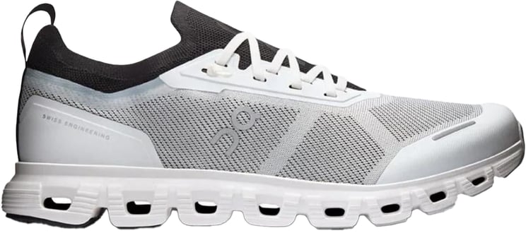 On Running Heren Cloud 6 Versa