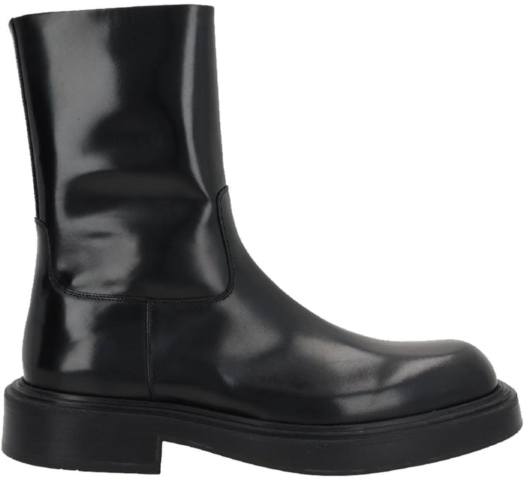 Salvatore Ferragamo Ferragamo  Formia Leather Ankle Boots