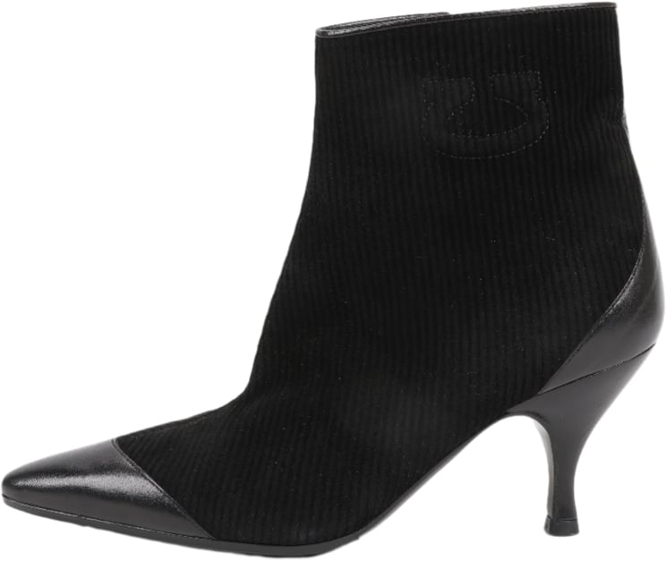 Salvatore Ferragamo Salvatore Ferragamo Gancini Leather & Suede Ankle Boots in Black, Size 4.5 US