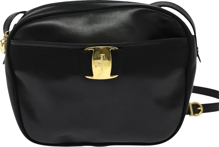 Salvatore Ferragamo Salvatore Ferragamo Vara Bow Camera Leather