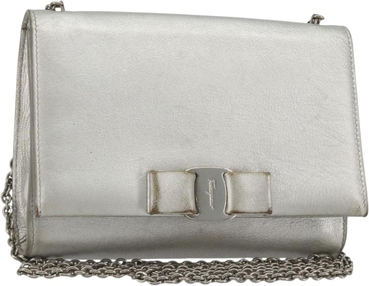 Salvatore Ferragamo Salvatore Ferragamo Vara Chain Flap Leather