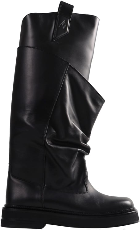 The Attico Nieuwe gevechtslaarzen van Robin Passeggiata