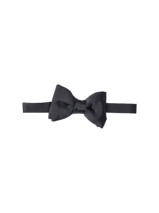 Tom Ford Classic Black Silk Bow Tie with Rear Closure