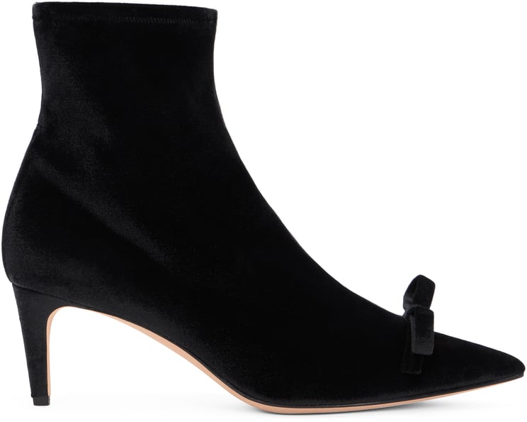 Valentino Elegant black ankle boots with stiletto heel.