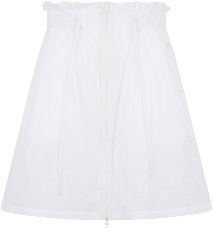 Valentino Skirt with front zipper, elegant and versatile design.