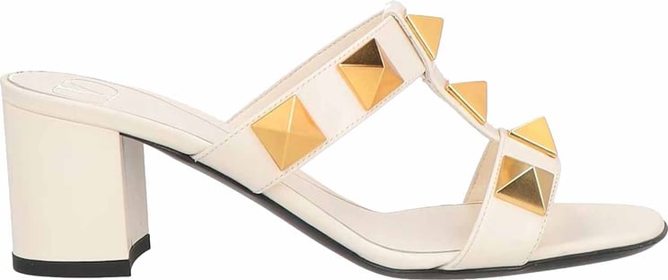 Valentino Valentino Garavani Roman Stud Leather Sandals