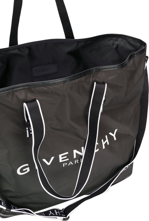 Givenchy Givenchy Bags.. Black Black