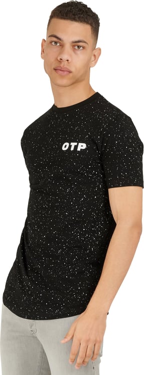 OFF THE PITCH The Cosmic slimfit tee Zwart