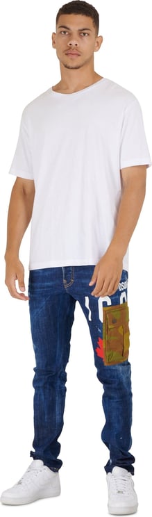 Dsquared2 Denim pants with a military print p Blauw
