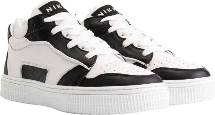 Blythe Sneaker Black/star White