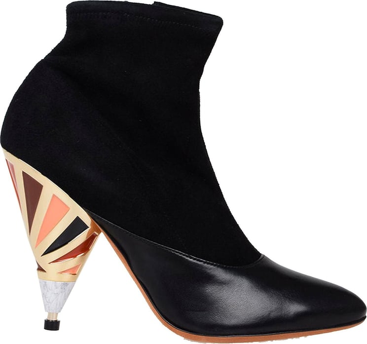 Givenchy Givenchy Bottine 10 Suede Boots Zwart