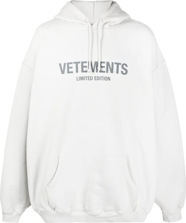 Vetements Sweaters White Wit